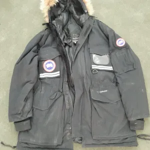 Canada Goose Jacket 15 PCs