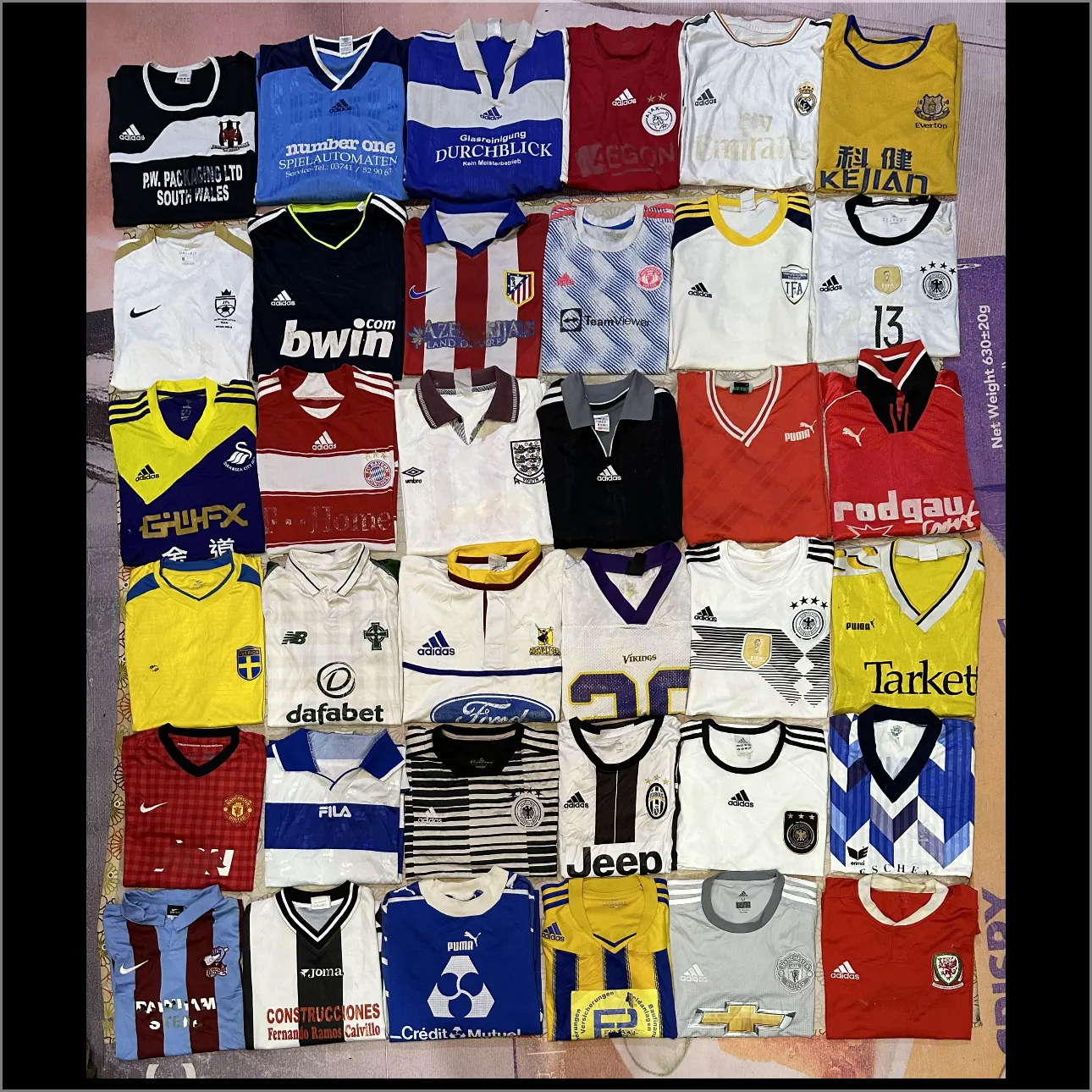 Men? vintage football T-shirts 36 piece