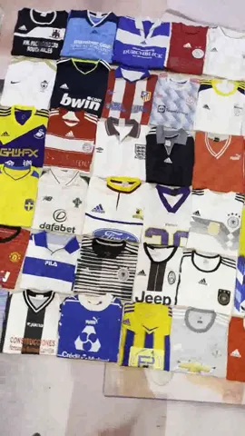 Men? vintage football T-shirts 36 piece