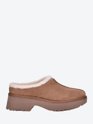 Ugg w new heights cozy clog