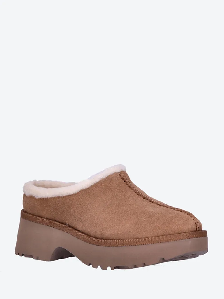 Ugg w new heights cozy clog